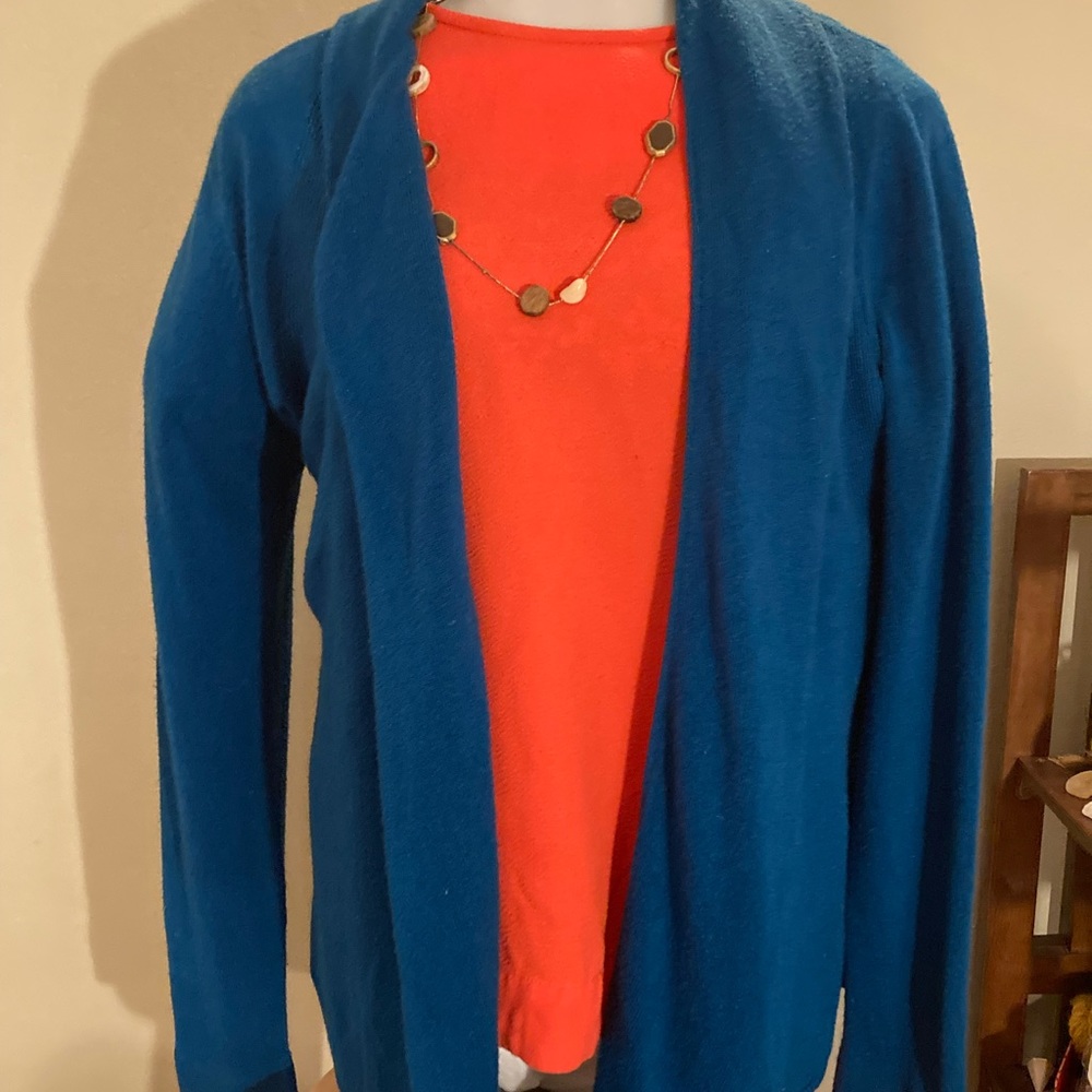 Early 00s turquoise sweater